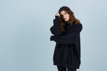 cara mencuci pakaian berwarna hitam